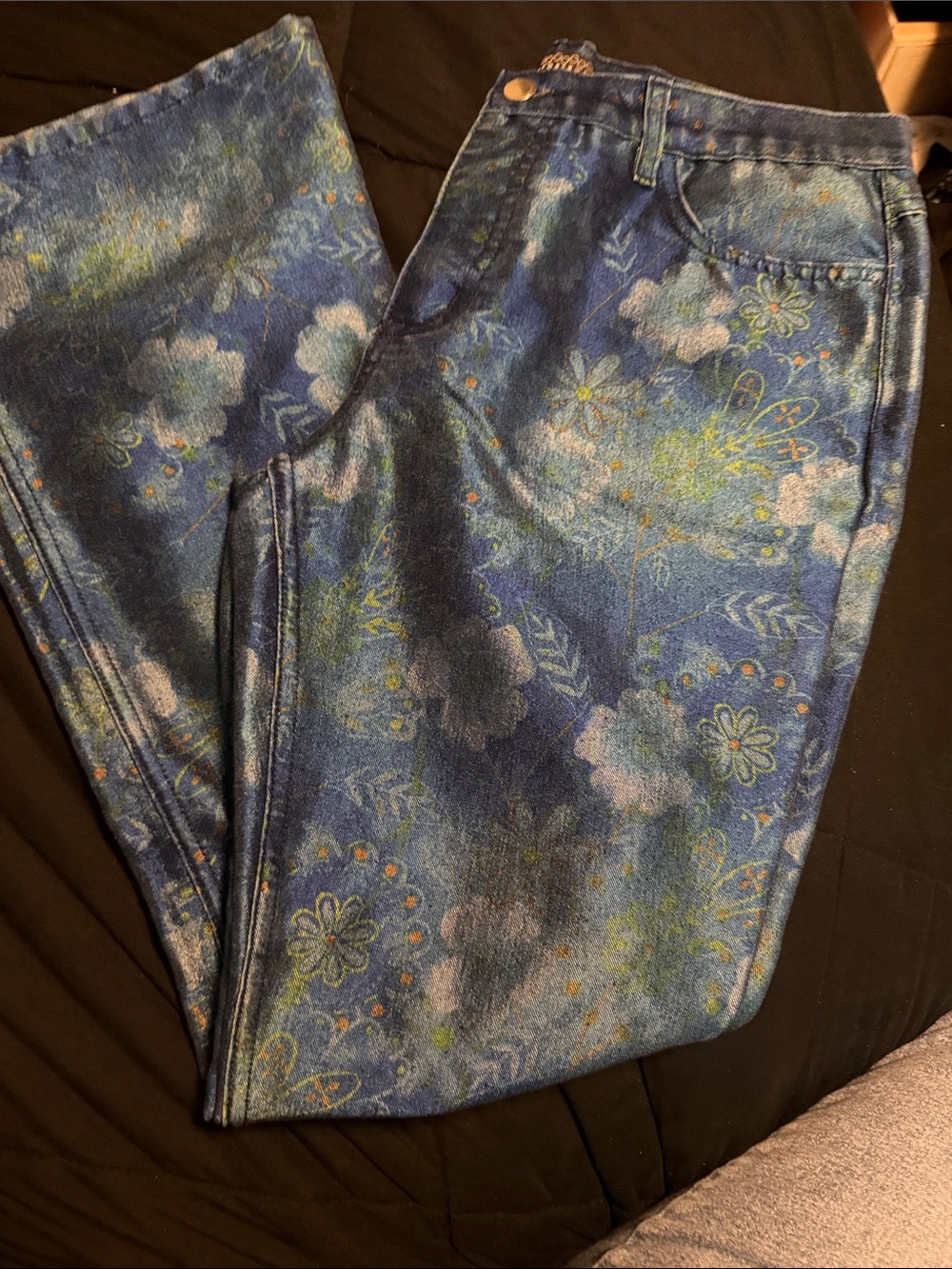 Floral Print Wide-Leg Jeans in Blue